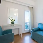Globo Hotel 3*